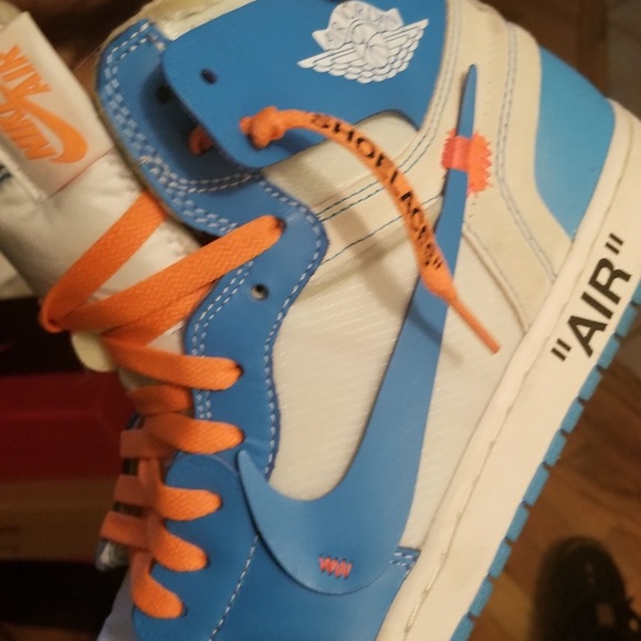 Air Jordan 1 UNC x Off White Used - Picture 4 of 8
